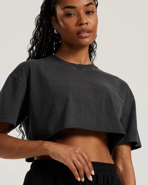 Obsidian Phoenix MineralCut Crop Tee – UrbanForm Drop